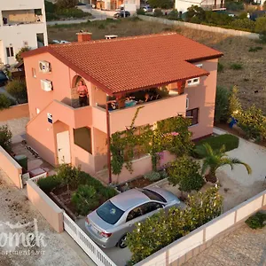 Apartament Tomek