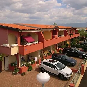 Apartament Edith's Olive Garden